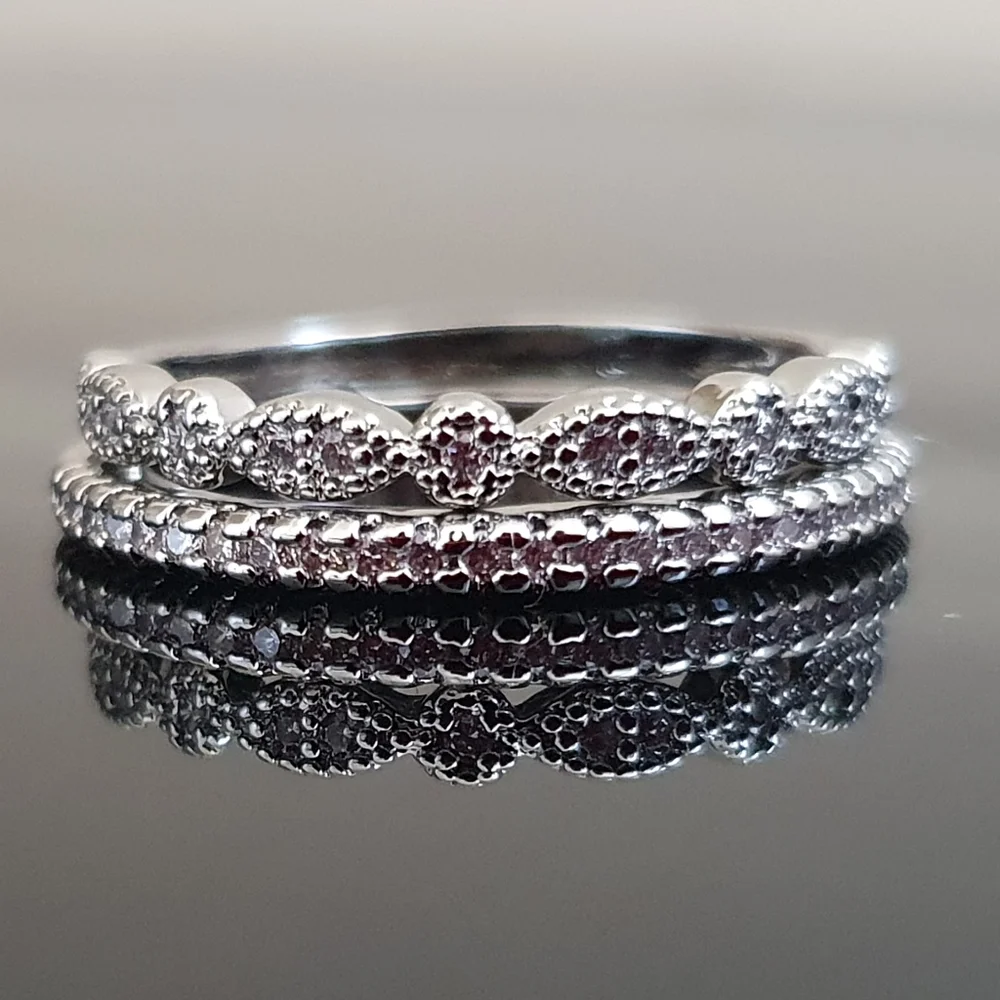 Chic Designer Silver Jewelry Set - Picture 2 of 9